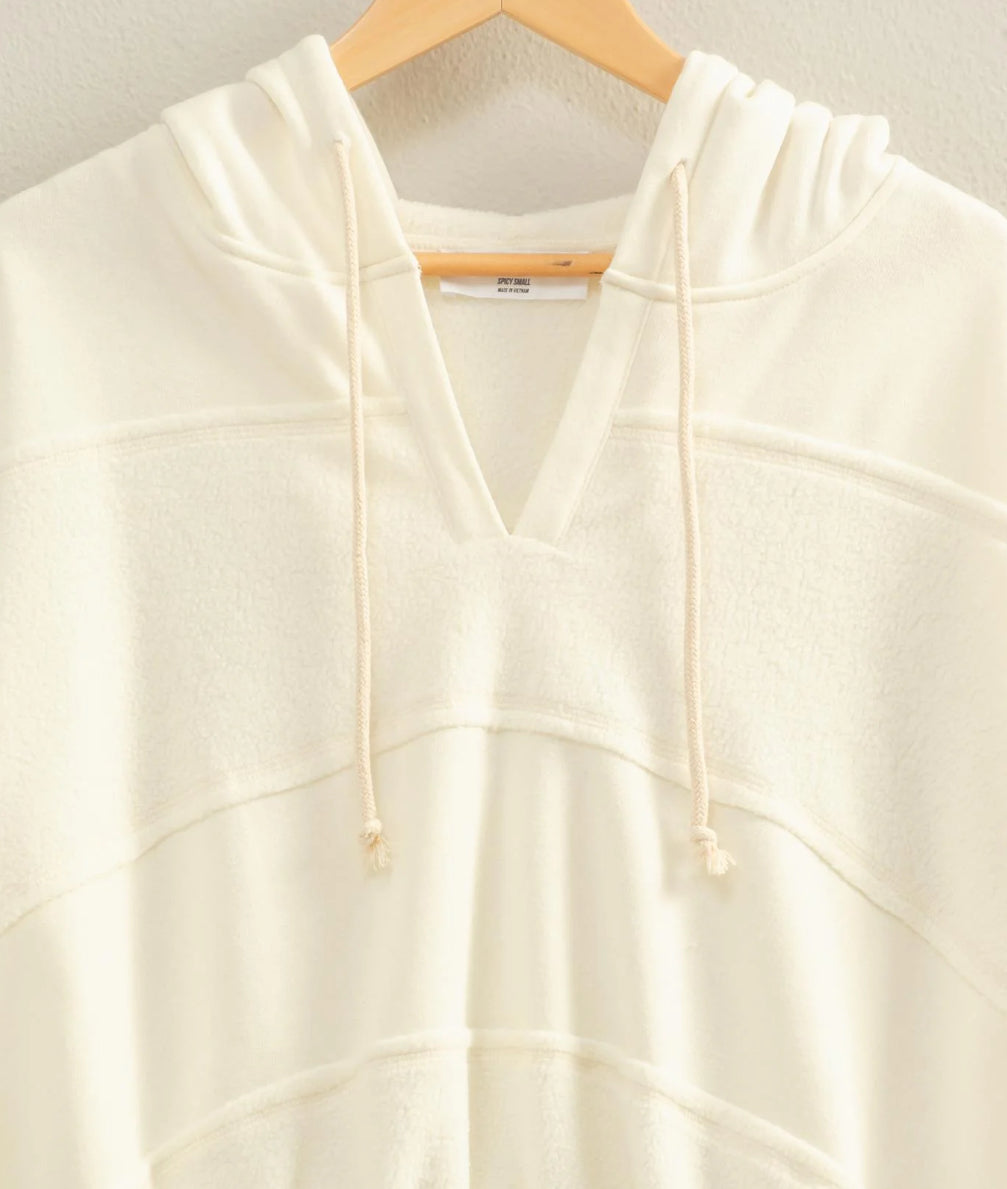 Contrasting Elasticized Waist Stitch Detail Hoodie