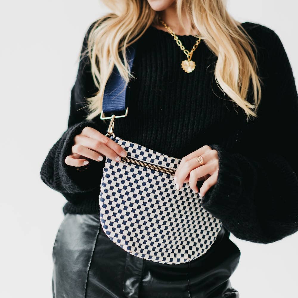 Westlyn Woven Bum Bagv