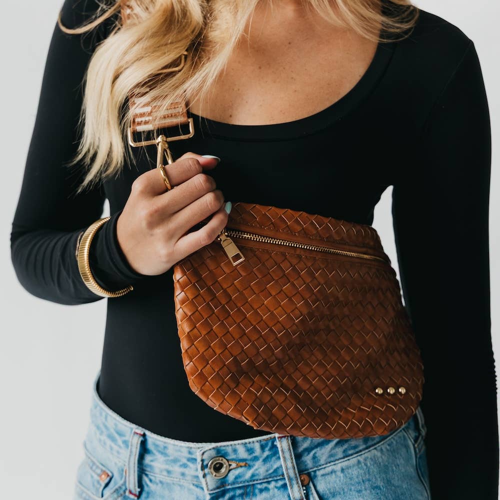 Westlyn Woven Bum Bagv