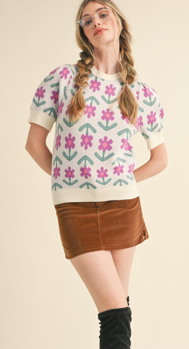 Short Sleeve Floral Knit Sweater
